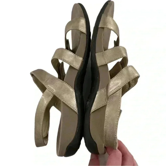 Vionic womens Cathy sandals size 7 38 bronze leather walking comfort orthopedic - Picture 5 of 12